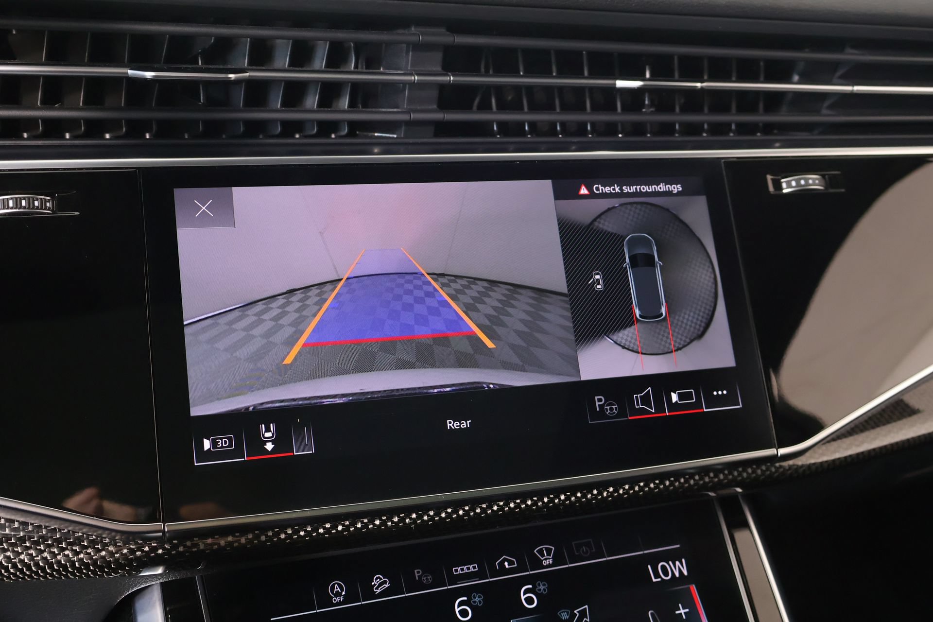 Used 2023 Audi SQ7 Prestige AWD/4WD image 6