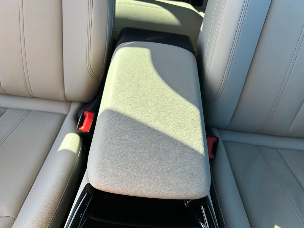 Used 2025 Audi Q6 e-tron Premium w/ Convenience Package image 49