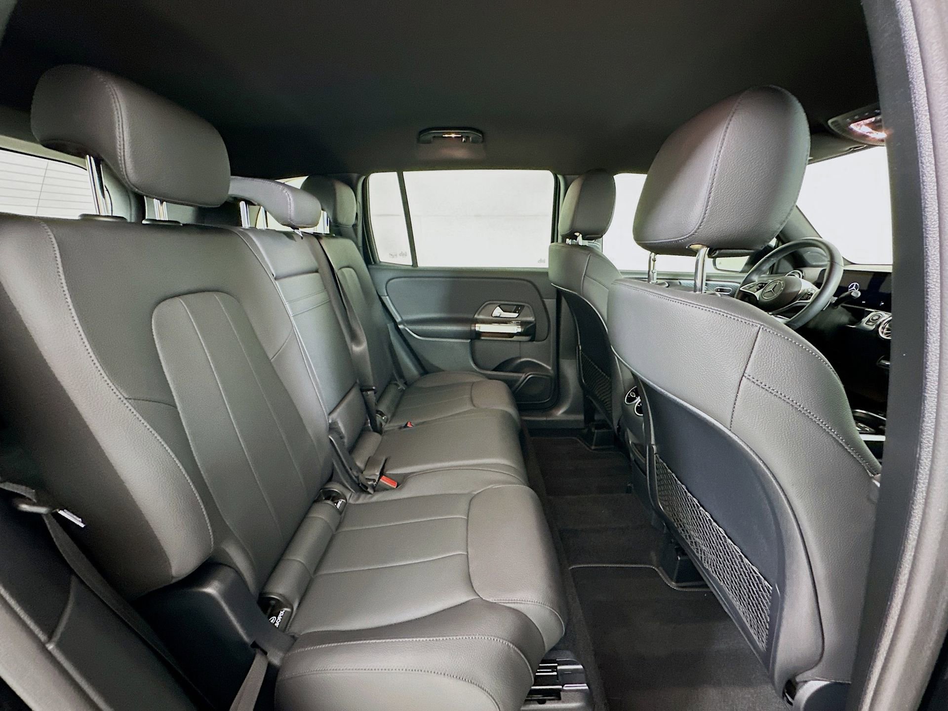 Certified 2025 Mercedes-Benz GLB 250 image 28