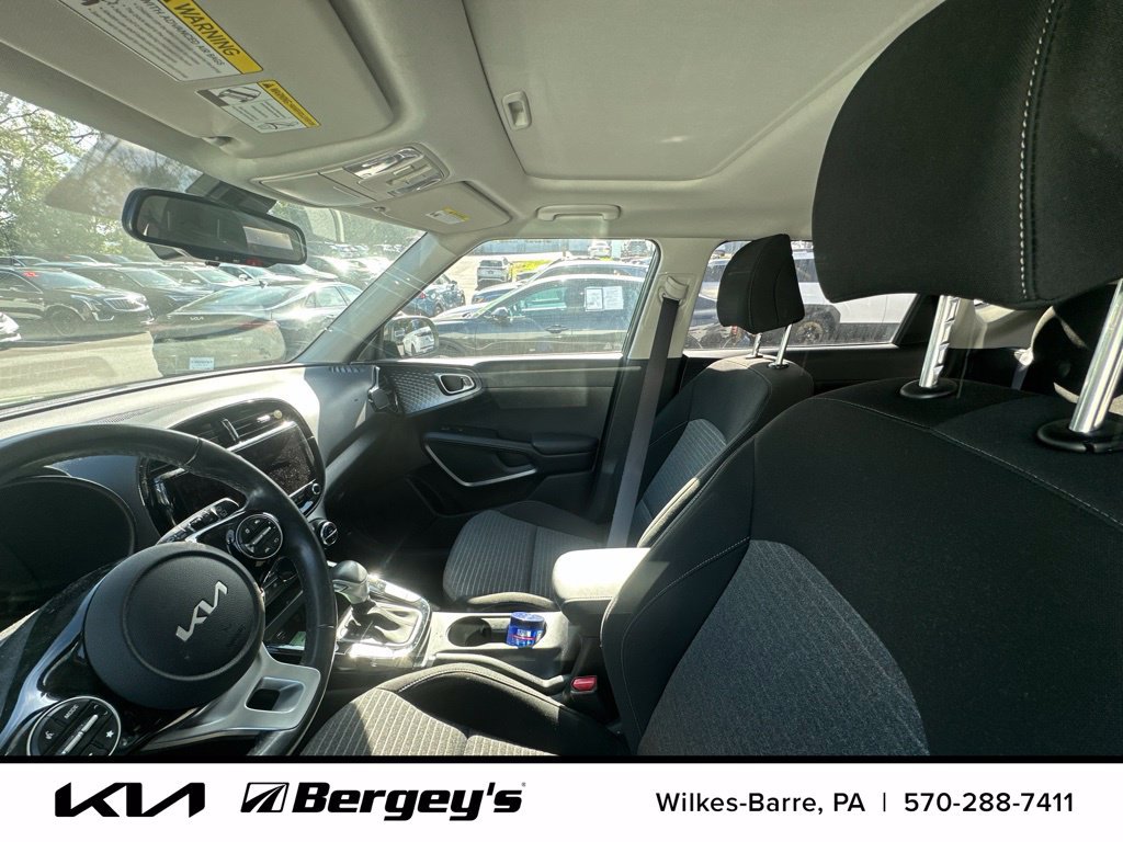 Certified 2023 Kia Soul EX FWD image 11