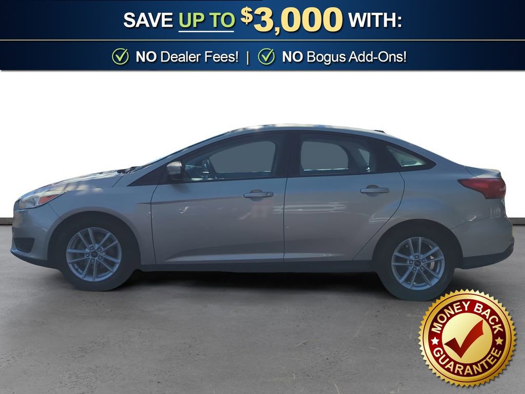 Used 2017 Ford Focus SE image 2