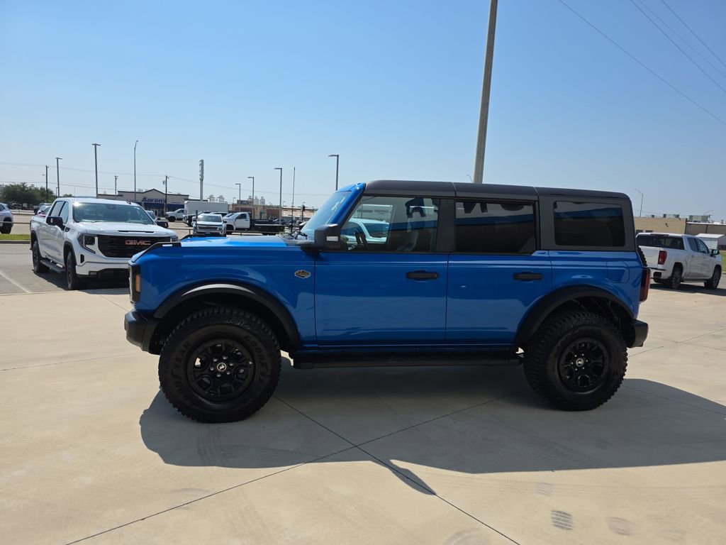 Used 2023 Ford Bronco Wildtrak image 4