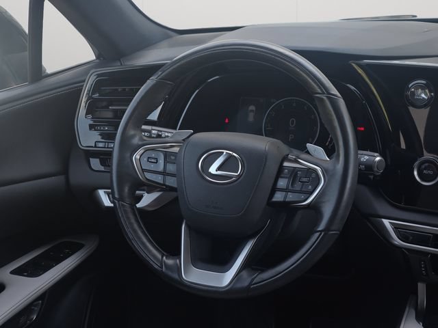 Used 2023 Lexus RX 350 Premium w/ Accessory Package AWD/4WD image 19