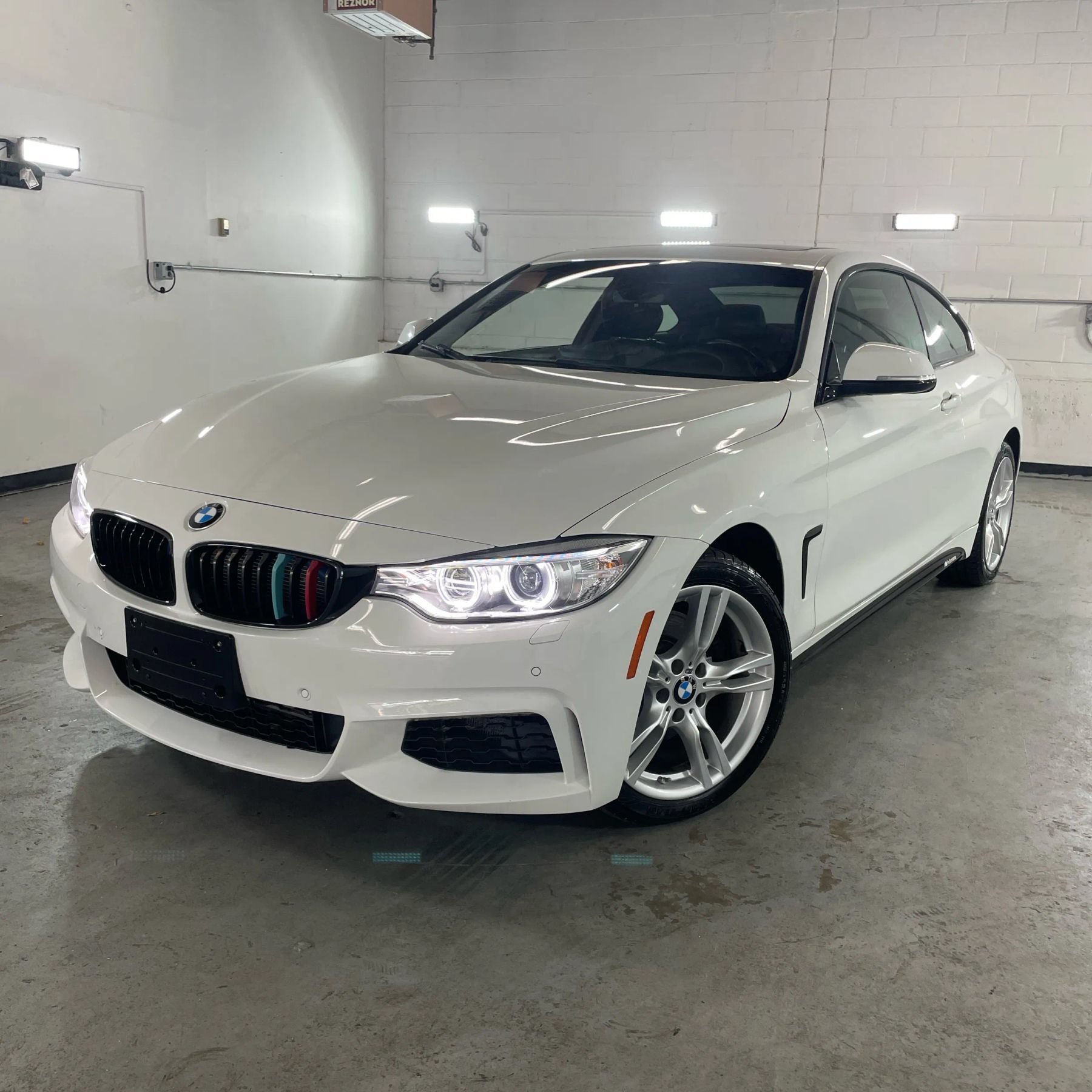 Used 2015 BMW 428i xDrive Coupe AWD/4WD image 1