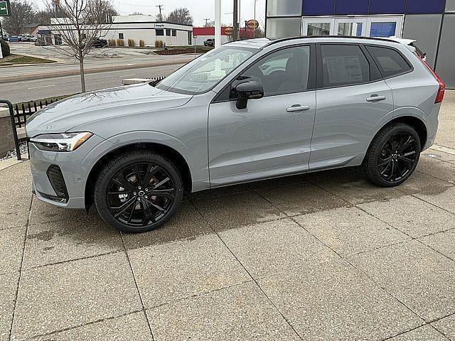 New 2026 Volvo XC60 B5 Ultra w/ Climate Package AWD/4WD image 11