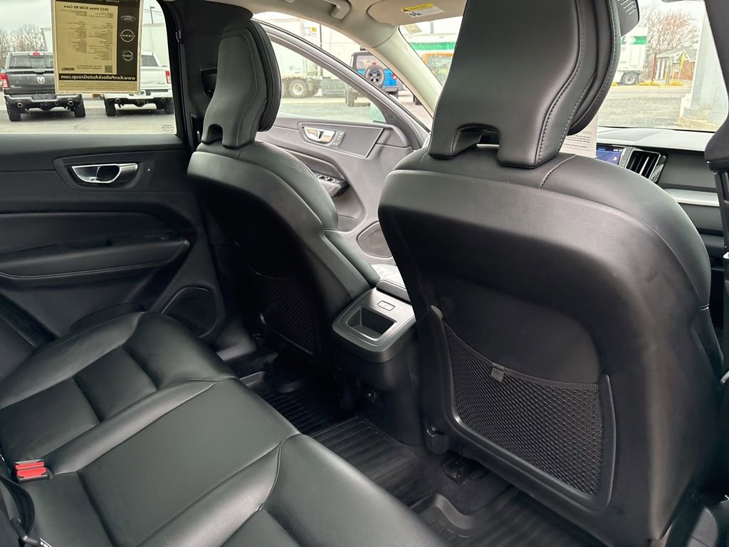 Certified 2023 Volvo XC60 B5 Core w/ Climate Package AWD/4WD image 44