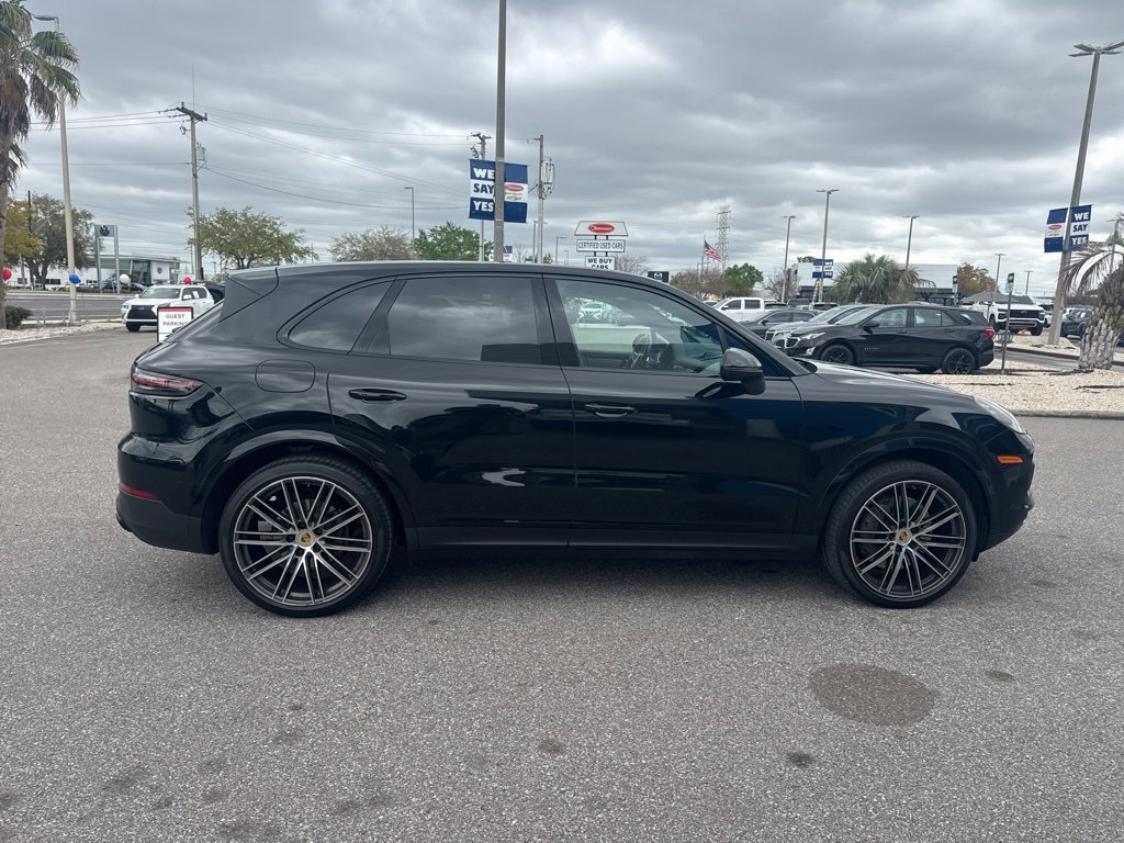 Used 2023 Porsche Cayenne S Platinum image 7
