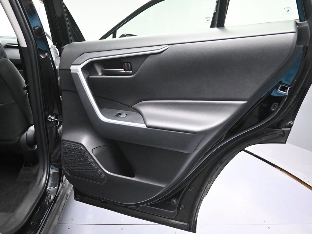 Used 2025 Toyota RAV4 LE image 20