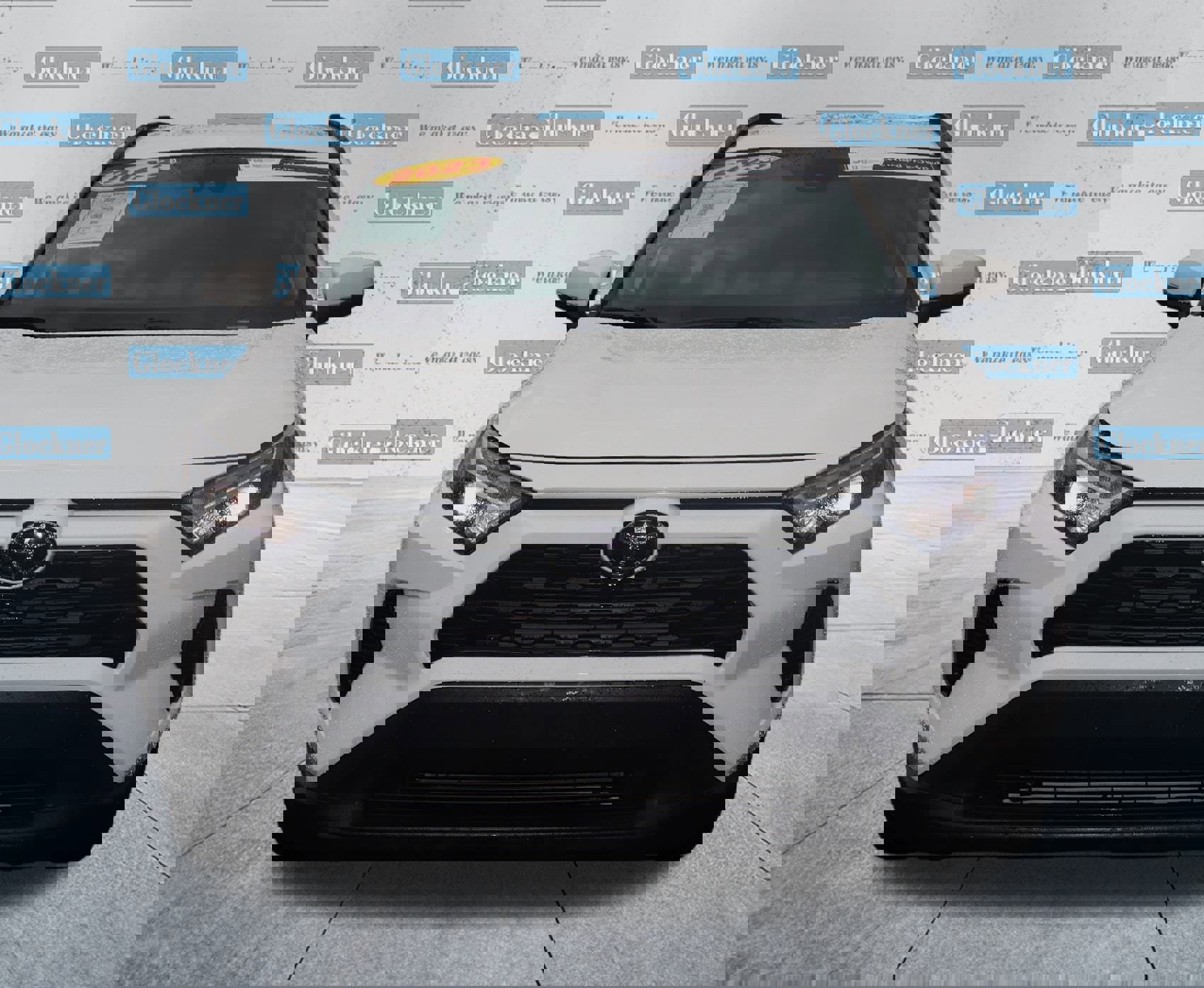 Used 2023 Toyota RAV4 XLE image 2