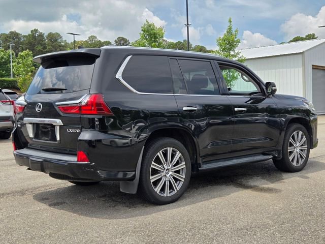 Used 2017 Lexus LX 570 4WD w/ Luxury Package image 5