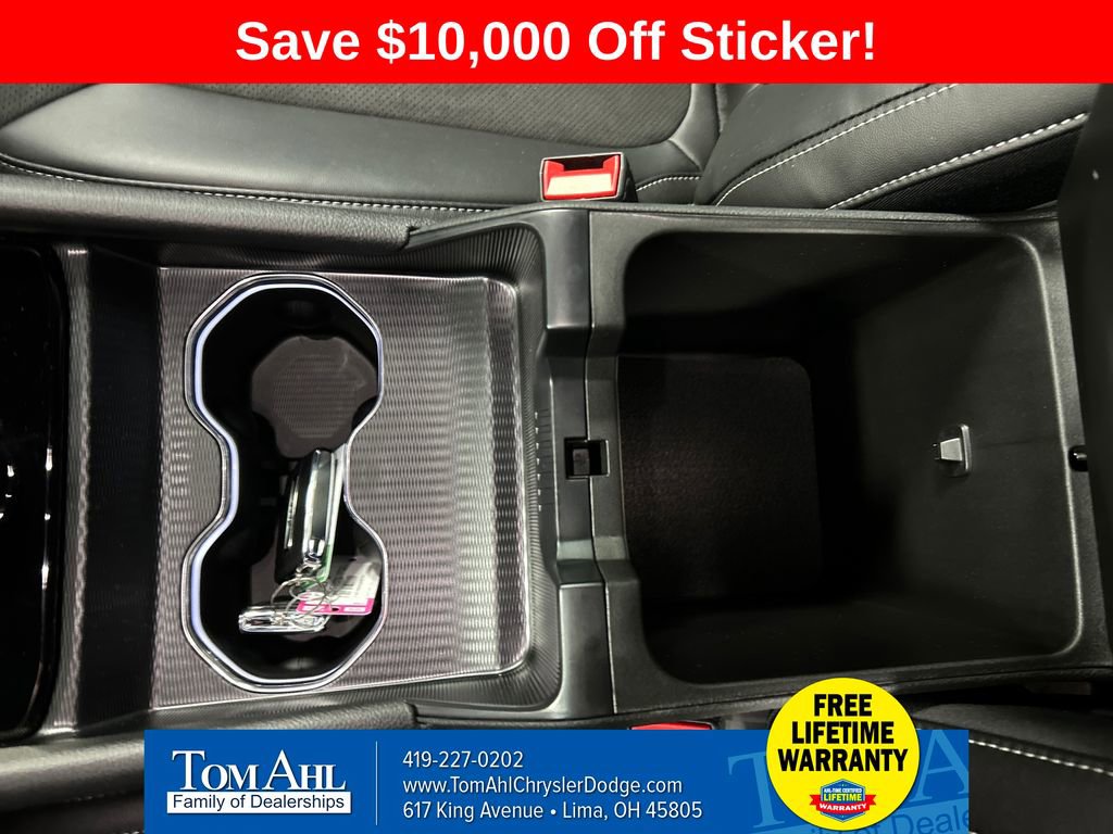 New 2025 Jeep Grand Cherokee L Laredo image 19