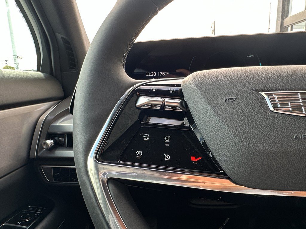 New 2026 Cadillac Vistiq Luxury AWD/4WD image 22