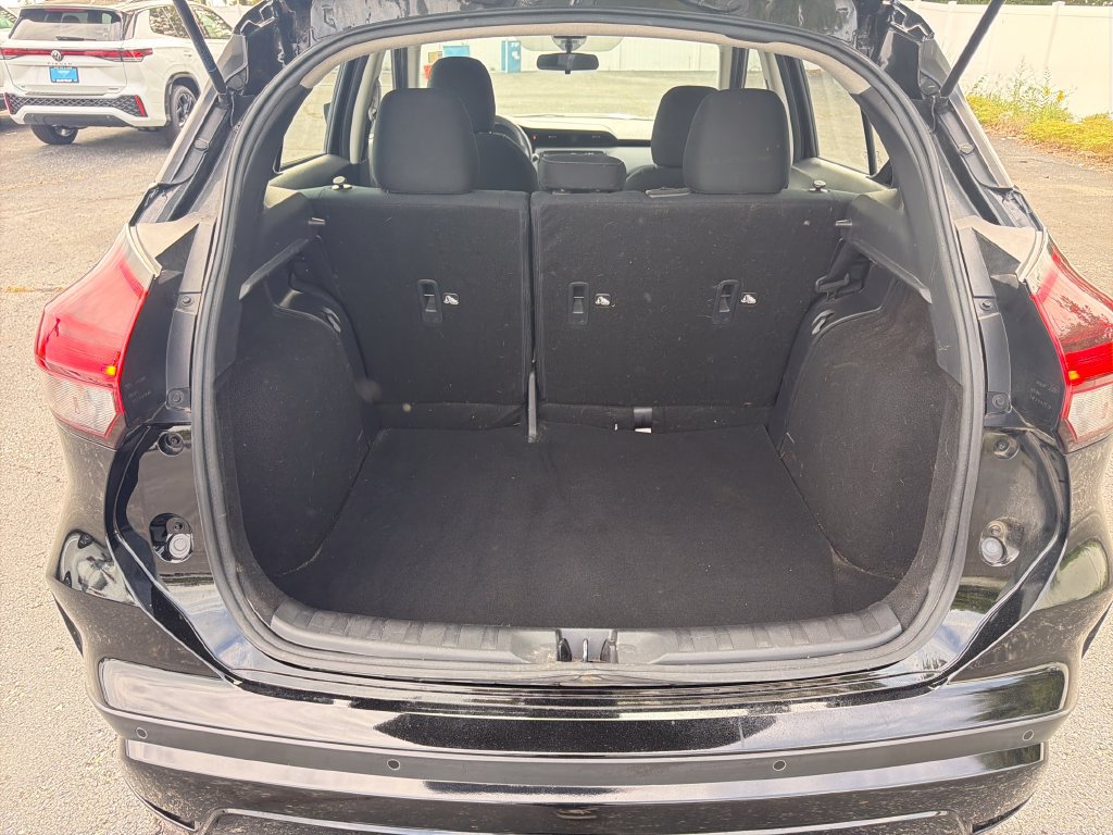 Certified 2024 Nissan Kicks SV FWD image 26