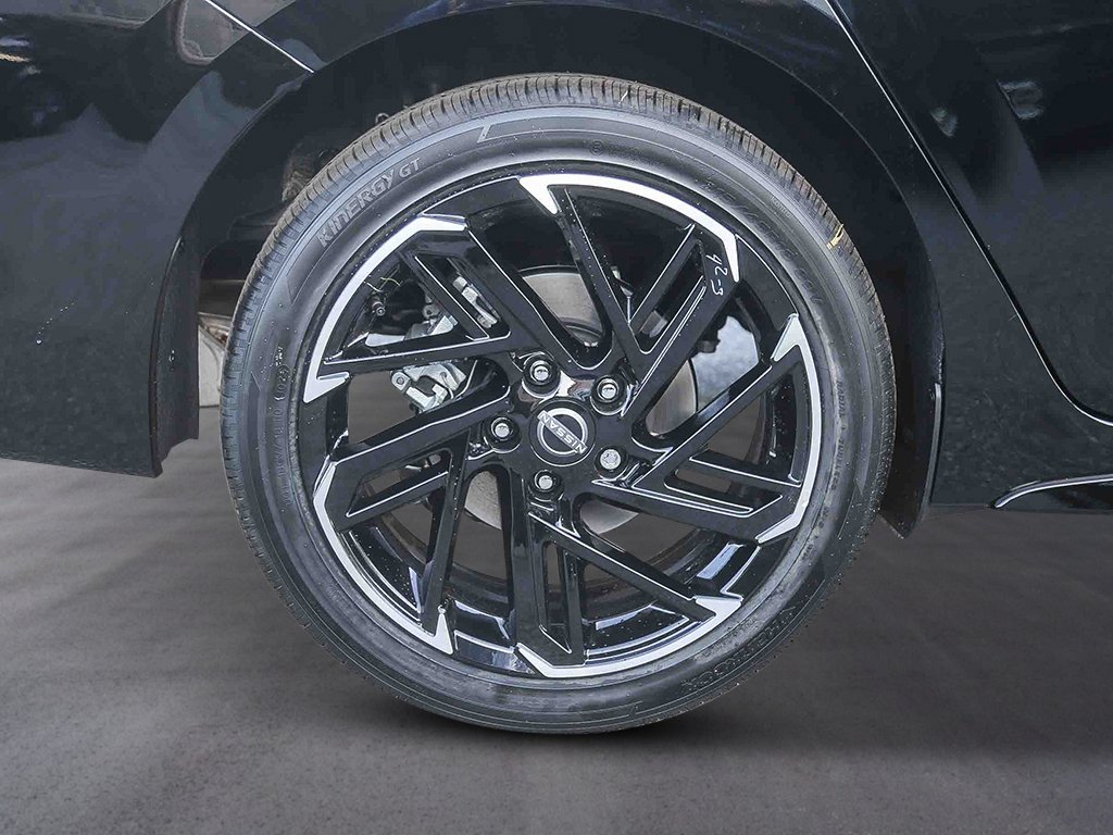 New 2027 Nissan Sentra SR FWD image 9