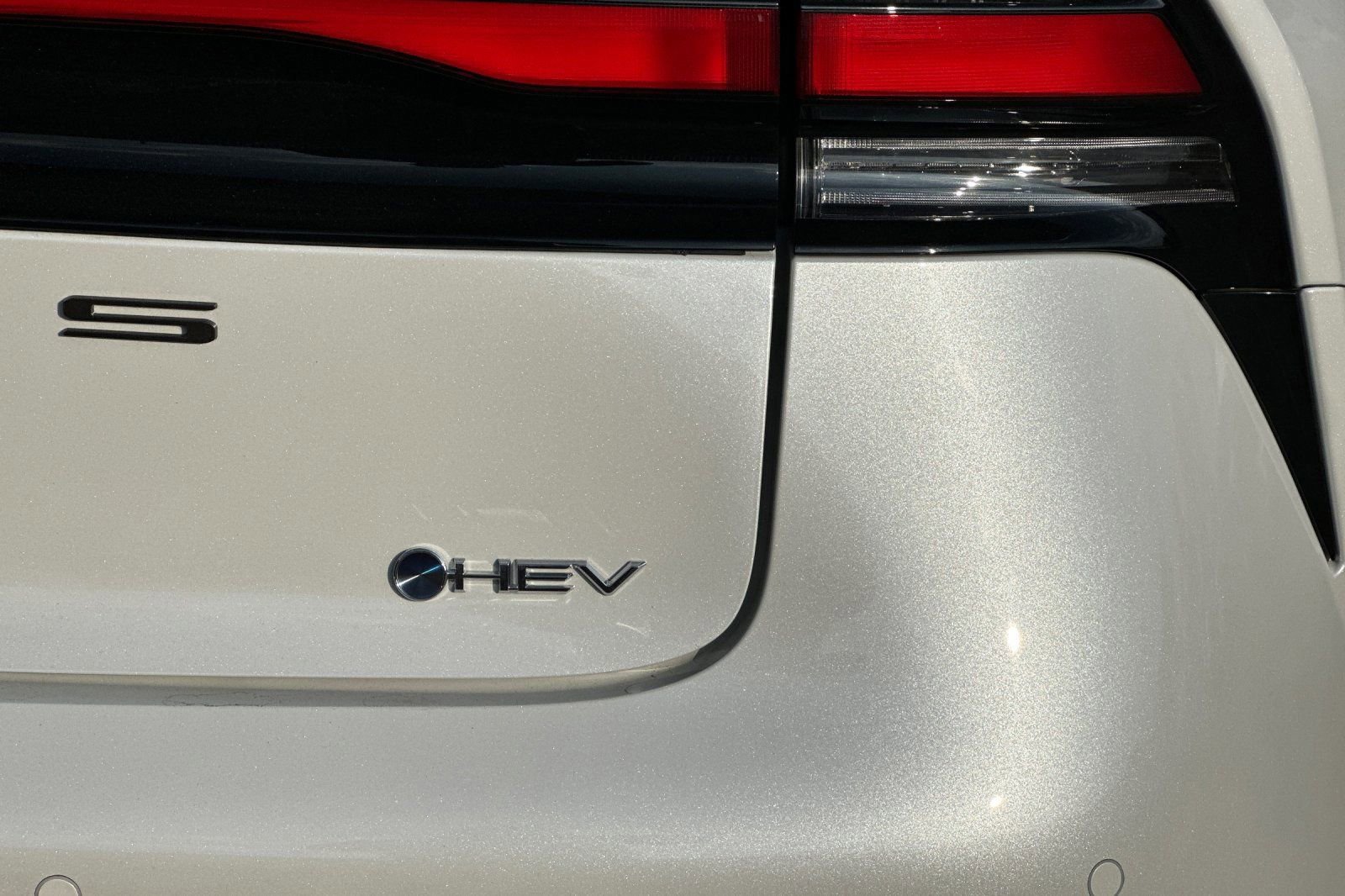 Used 2026 Toyota Prius XLE image 31