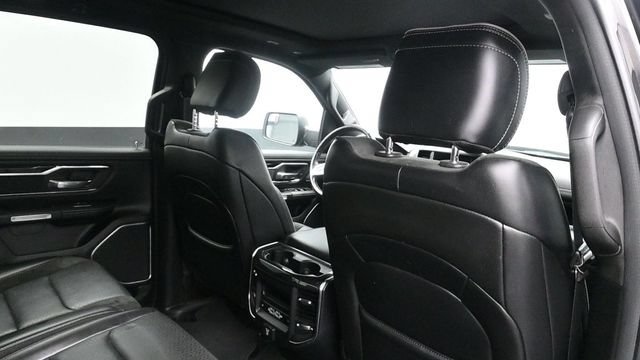 Used 2019 RAM 1500 Laramie AWD/4WD image 12