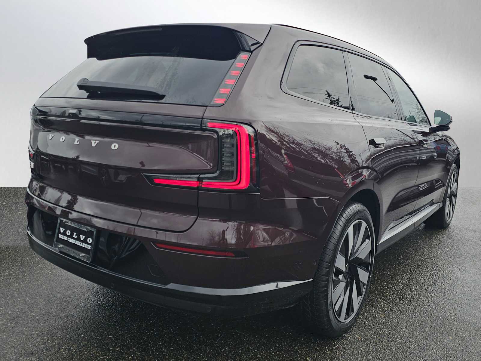 New 2026 Volvo EX90 Ultra image 3