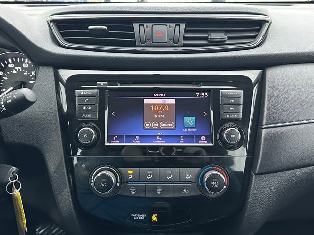 Used 2018 Nissan Rogue S image 34