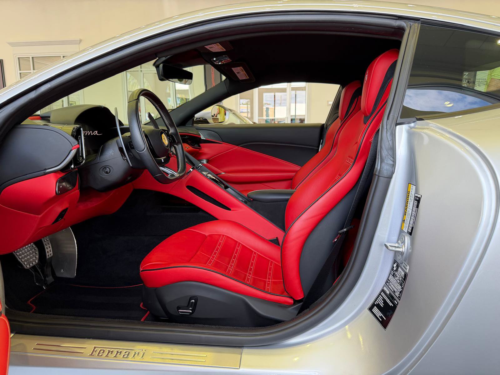 Used 2022 Ferrari Roma RWD image 34
