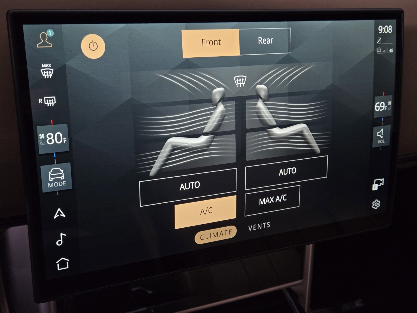 Used 2025 Land Rover Range Rover Long Wheelbase SE image 31