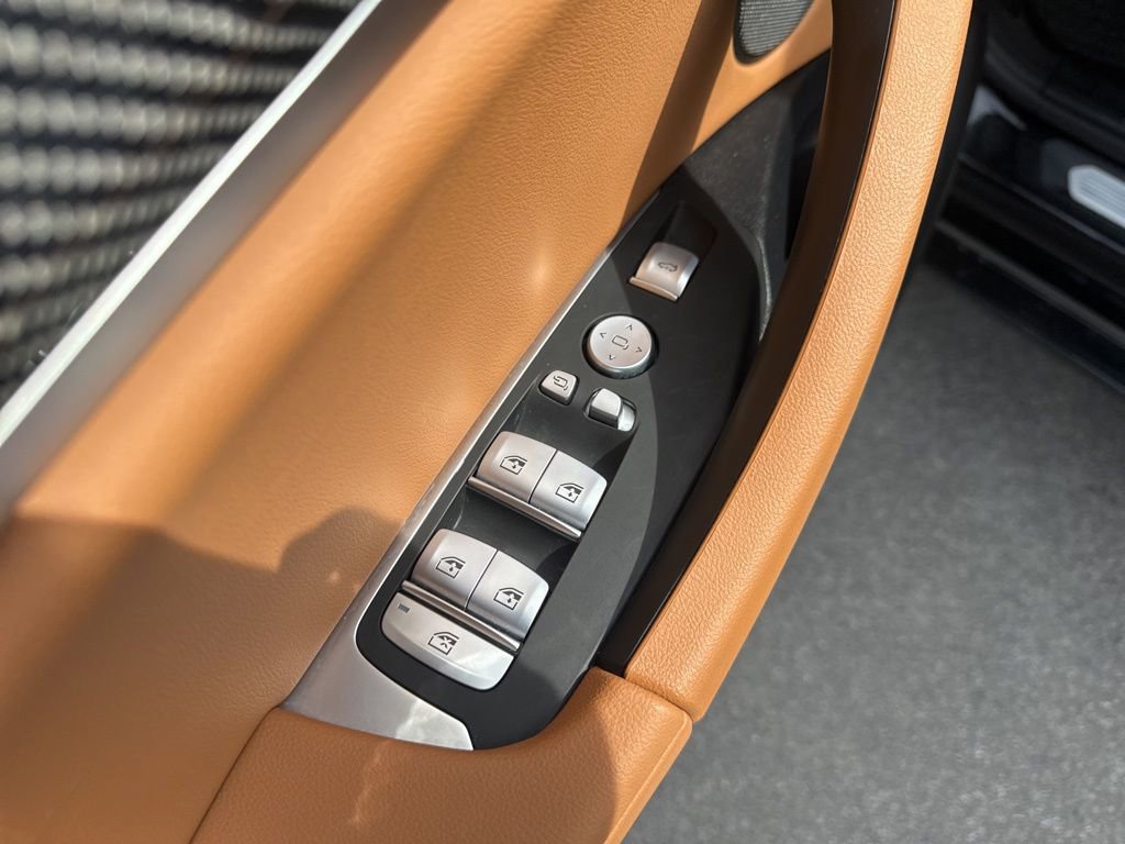 Used 2024 BMW X4 M40i w/ Premium Package image 10