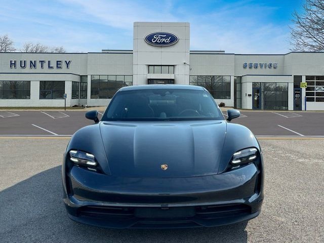 Used 2020 Porsche Taycan 4S image 3