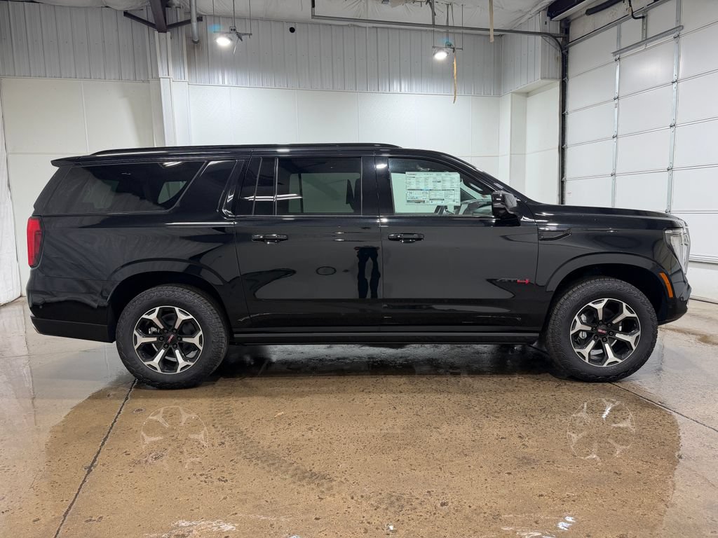 New 2026 GMC Yukon XL AT4 w/ AT4 Premium Plus Package AWD/4WD image 18