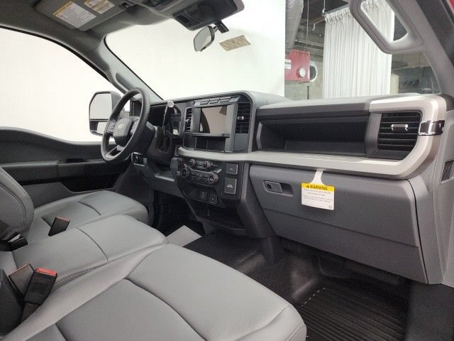 New 2024 Ford F350 XL w/ 360-Degree Camera Package RWD image 21