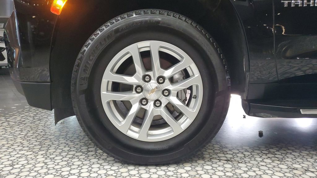 Used 2024 Chevrolet Tahoe LT image 7