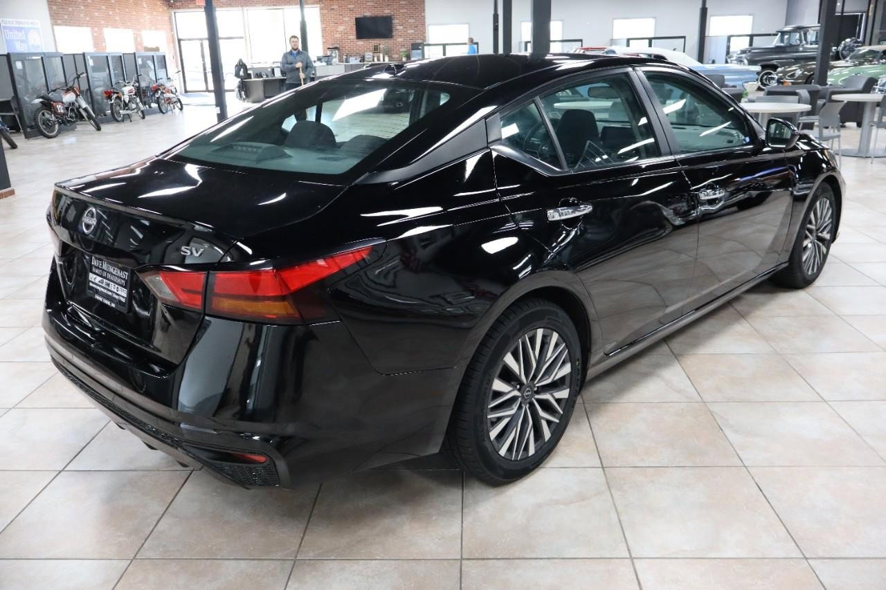 Used 2023 Nissan Altima 2.5 SV image 5