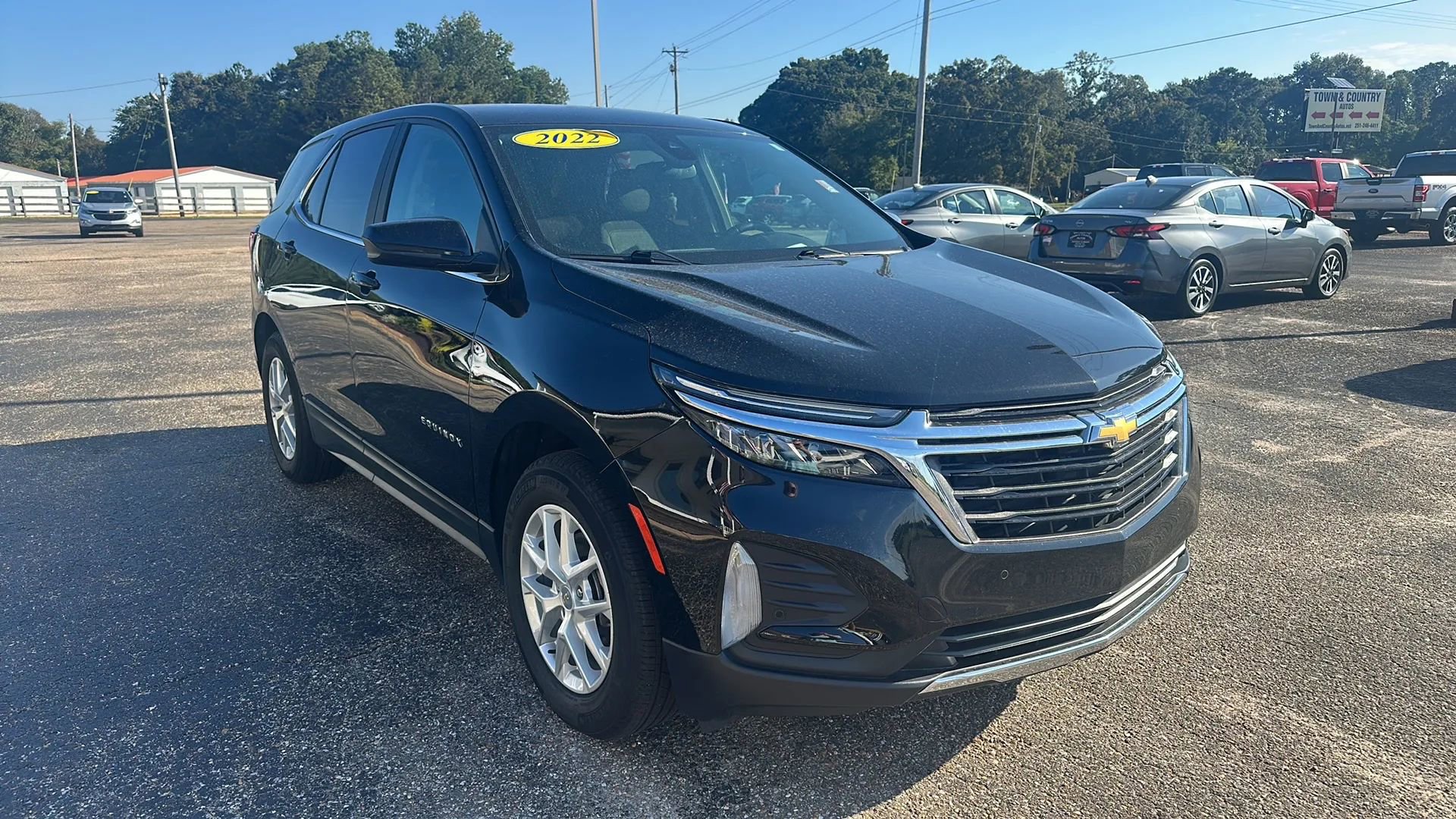 Used 2022 Chevrolet Equinox LT image 3