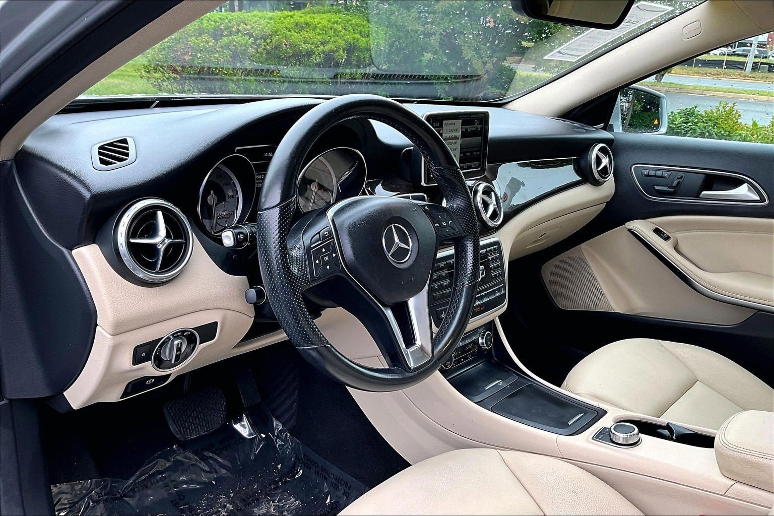 Used 2015 Mercedes-Benz GLA 250 4MATIC image 12