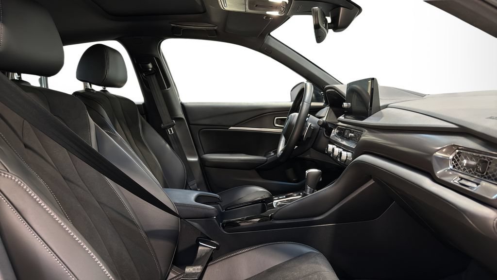 Used 2025 Acura Integra A-Spec w/ Technology Package FWD image 11