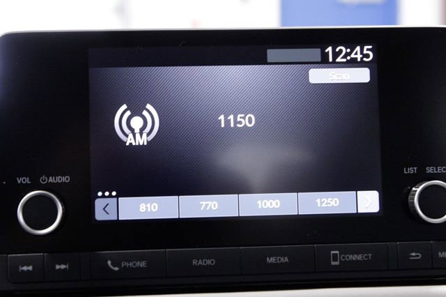 Certified 2025 Honda HR-V LX image 32
