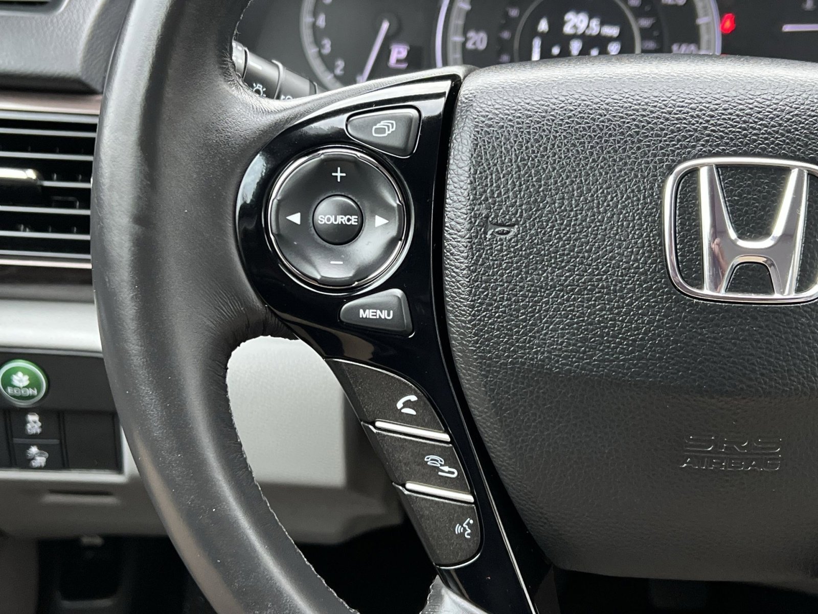 Used 2016 Honda Accord EX-L image 28