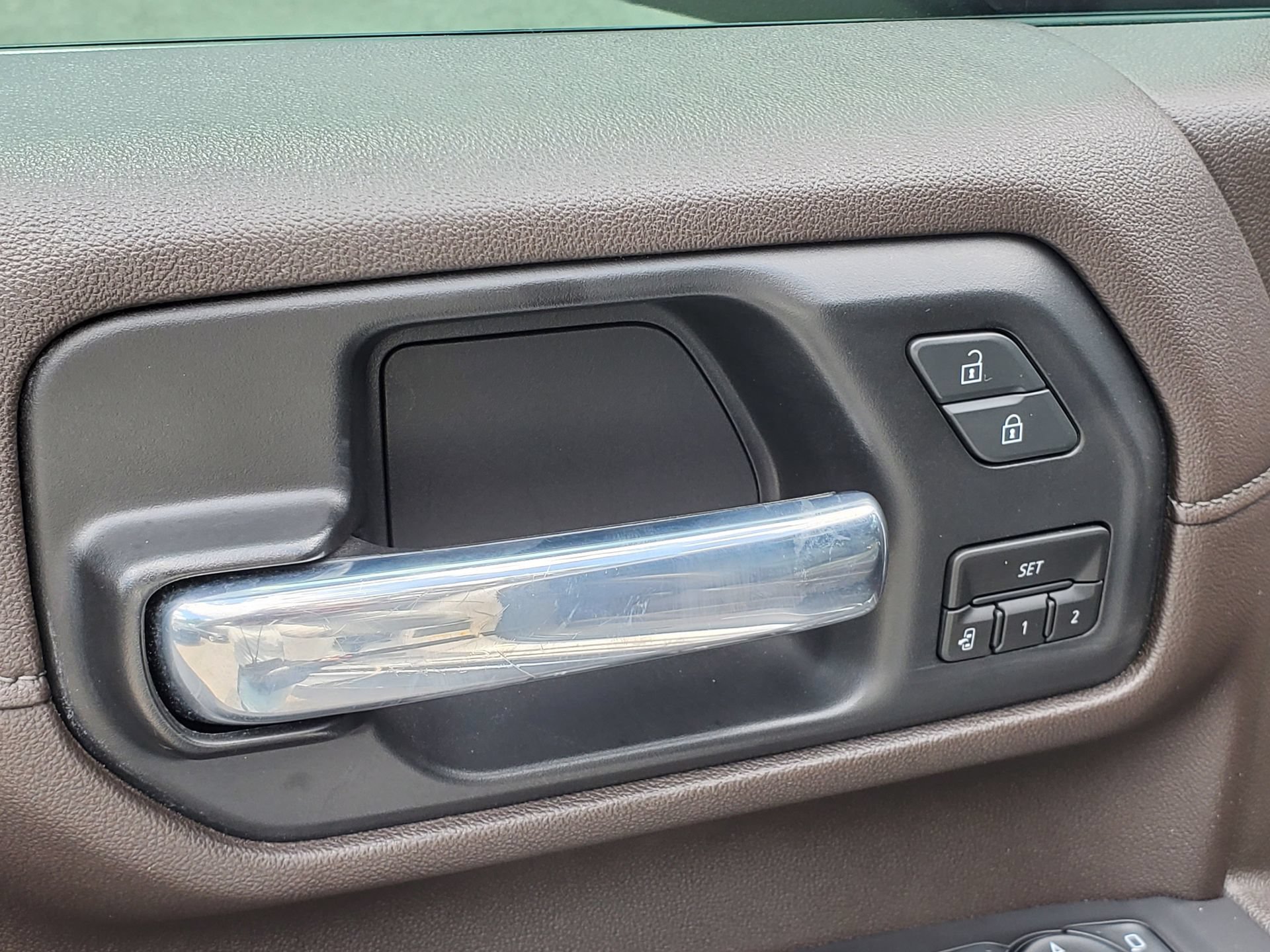 Used 2021 GMC Sierra 2500 Denali w/ Denali Ultimate Package AWD/4WD image 18