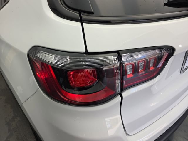 Used 2022 Jeep Compass Altitude w/ Convenience Group image 18