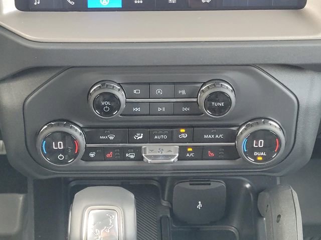 New 2026 Ford Bronco Outer Banks w/ Sasquatch Package AWD/4WD image 17