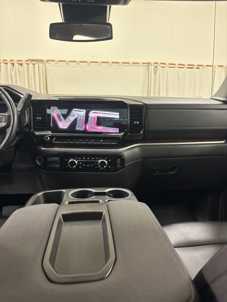 Used 2025 GMC Sierra 1500 SLT image 18