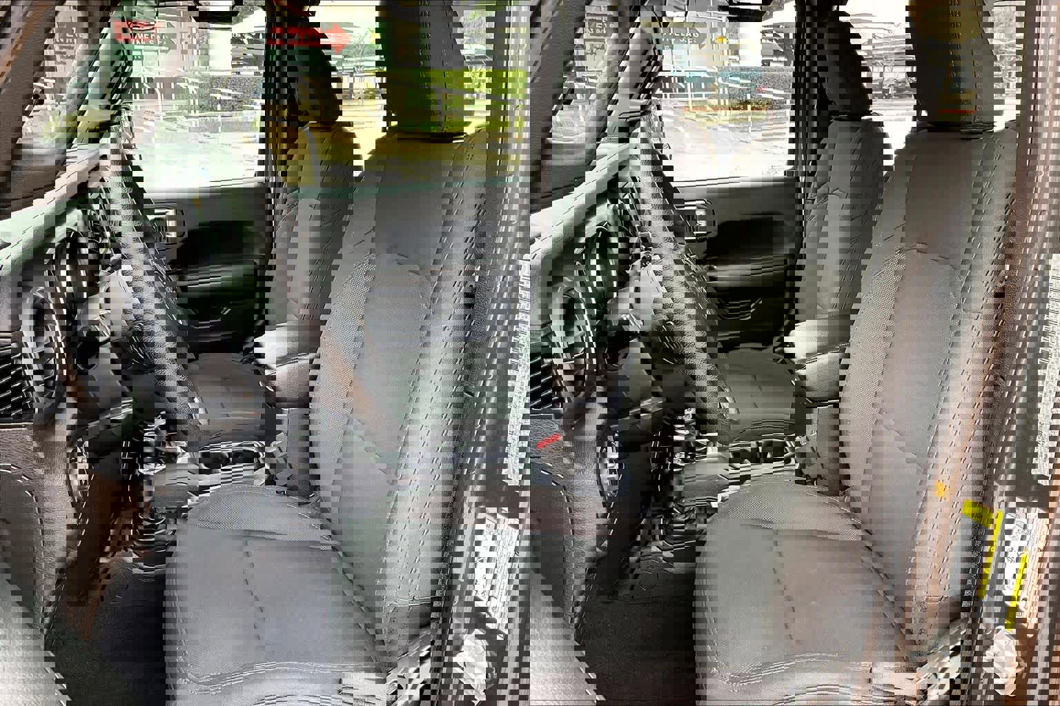 Used 2019 Jeep Wrangler Unlimited Sport image 12