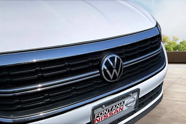Used 2024 Volkswagen Jetta SE FWD image 31