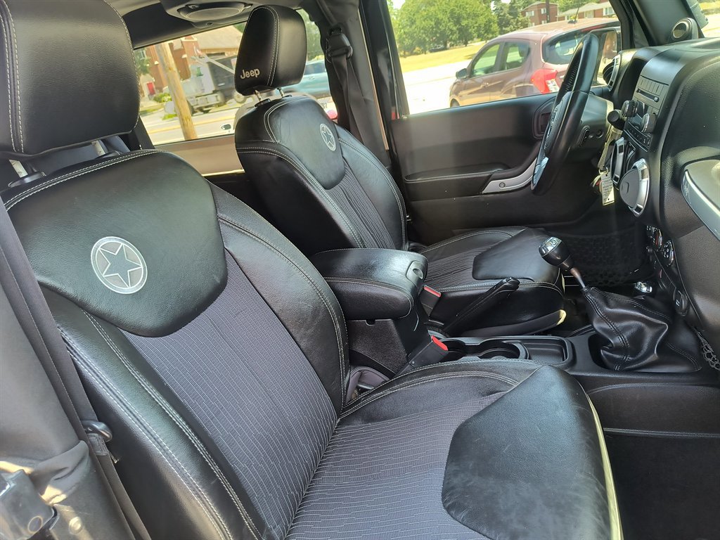 Used 2013 Jeep Wrangler Sport image 22