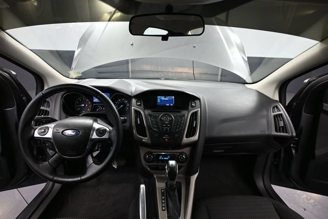 Used 2012 Ford Focus SEL FWD image 22