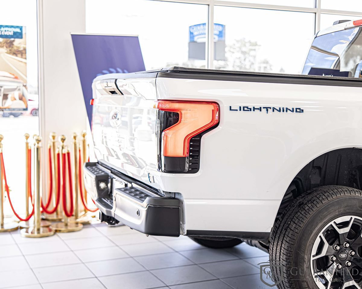 Used 2022 Ford F150 Lightning Pro AWD/4WD image 16
