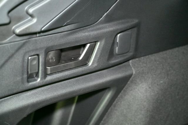 Used 2025 Subaru Outback Premium w/ Popular Package #1A image 56