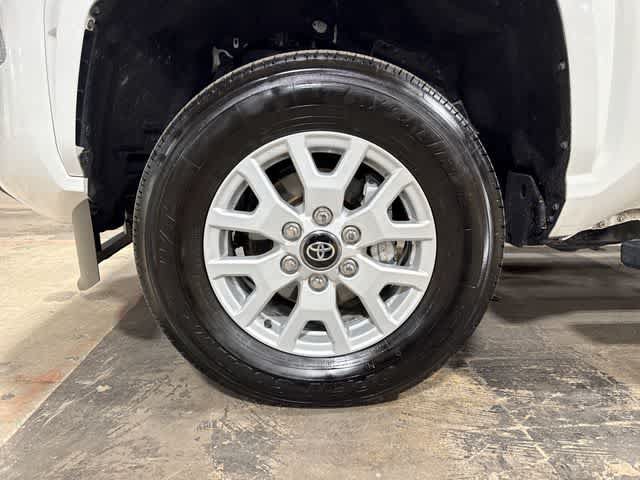 Used 2026 Toyota Tacoma SR5 AWD/4WD image 10