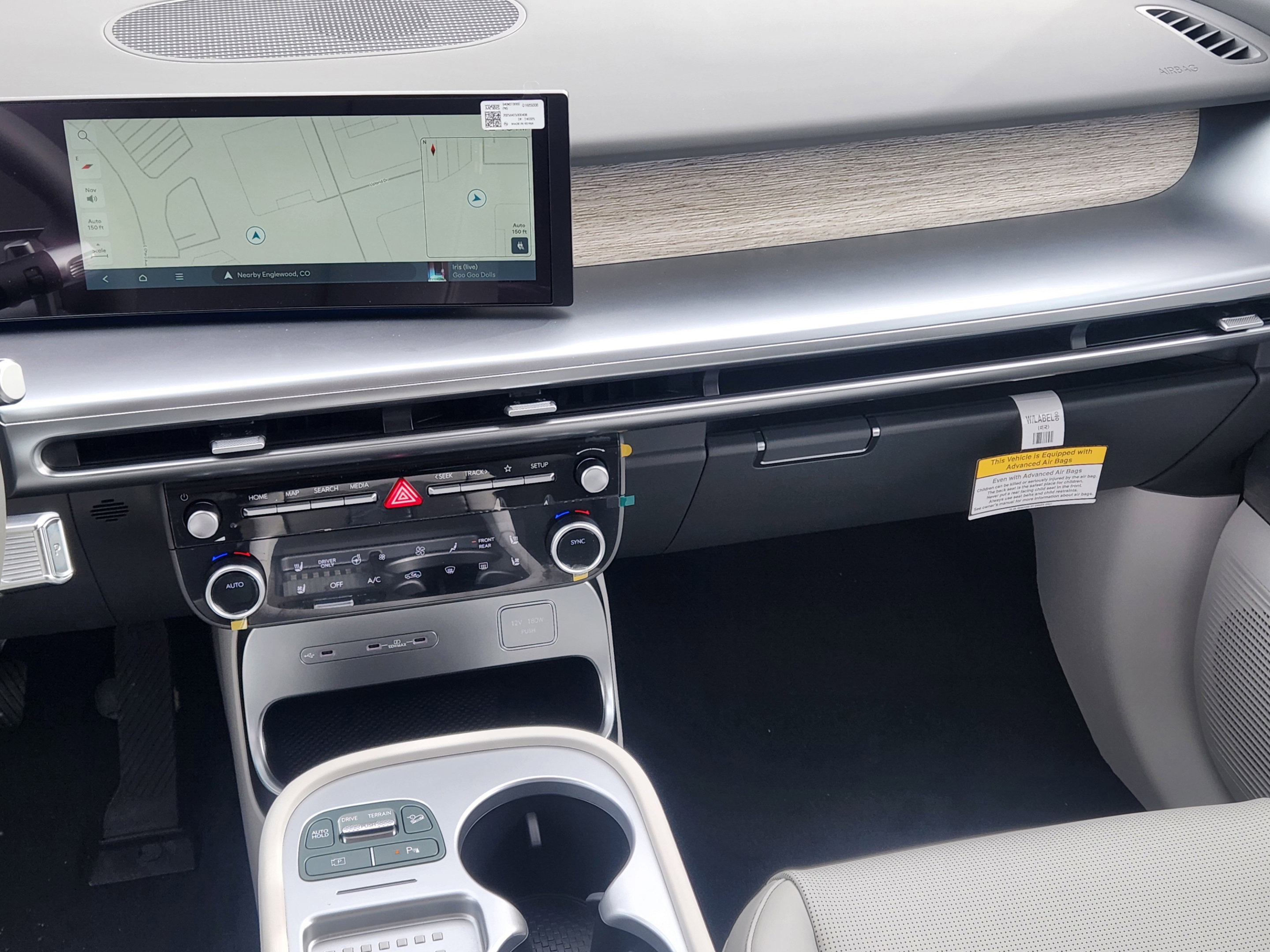 New 2026 Hyundai Ioniq 9 SEL w/ Tow & Go Package AWD/4WD image 23