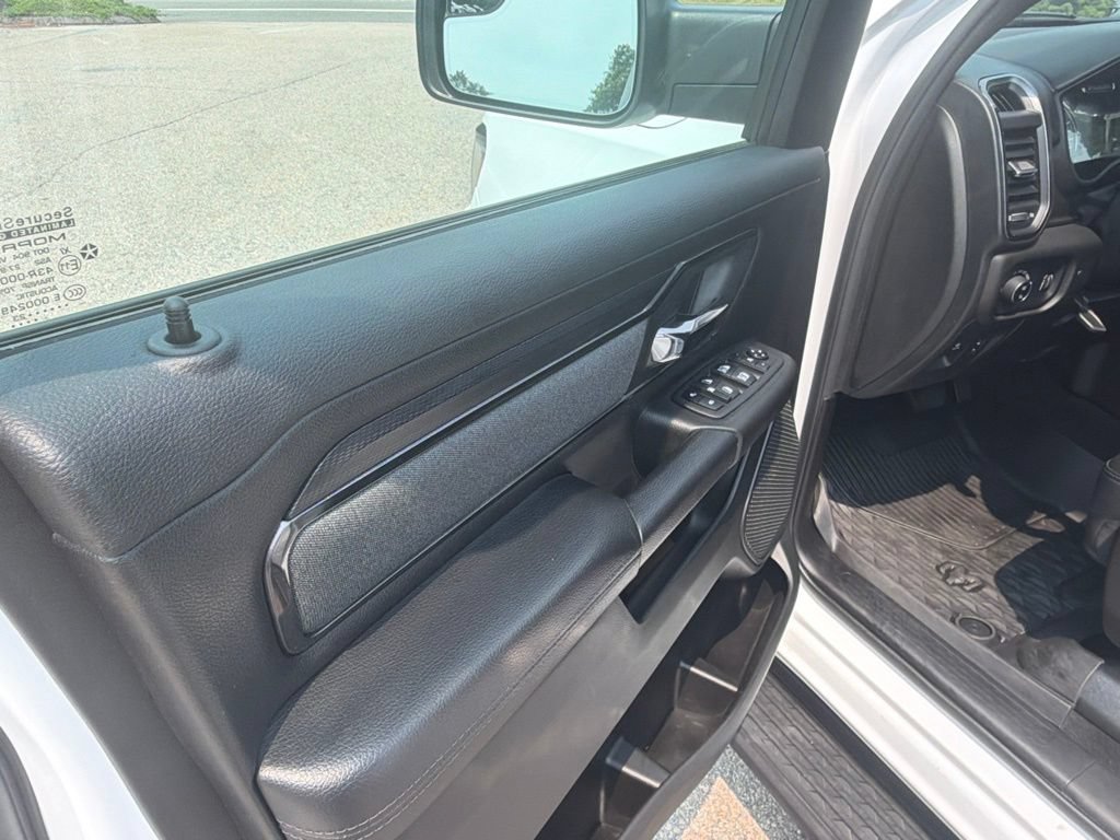 Used 2023 RAM 1500 Big Horn AWD/4WD image 31