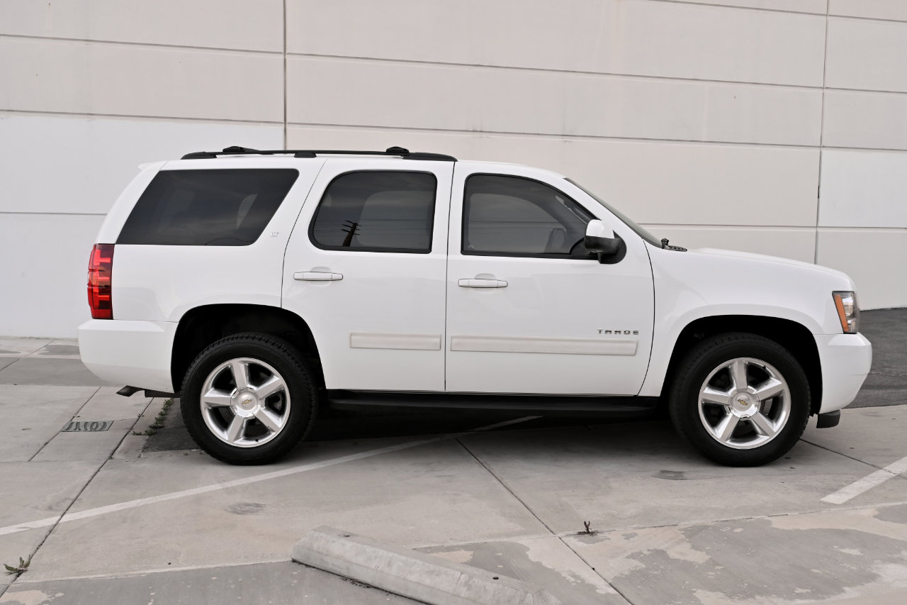 Used 2010 Chevrolet Tahoe LT w/ Luxury Package image 7