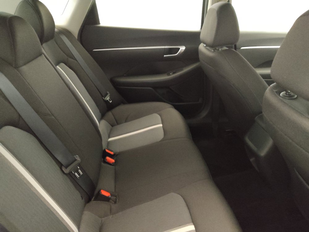 Used 2021 Hyundai Sonata SE FWD image 19